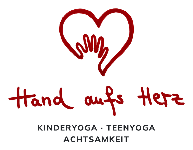 Hand aufs Herz, Kinderyoga und Teenyoga, Achtsamkeit